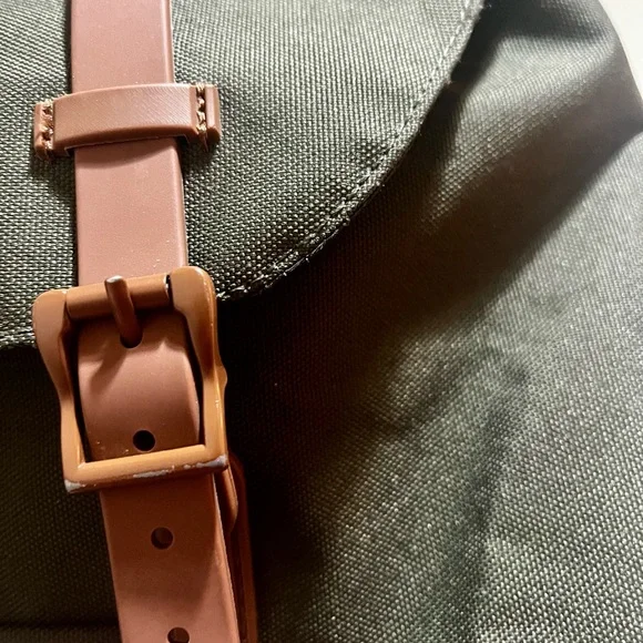 Herschel Supply Company Olive and Pink Salmon Backpack - Picture 4 of 16